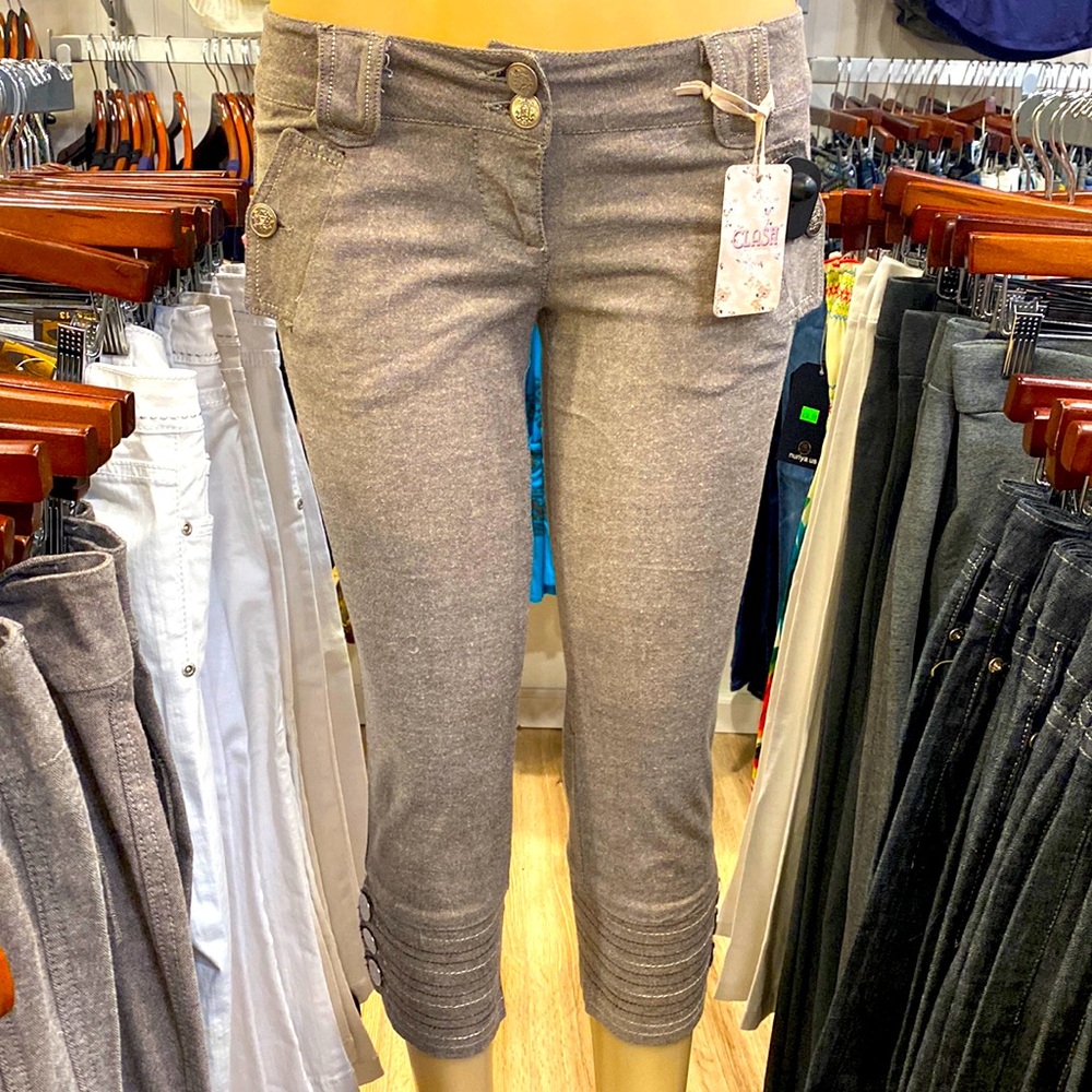 97% cotton capris